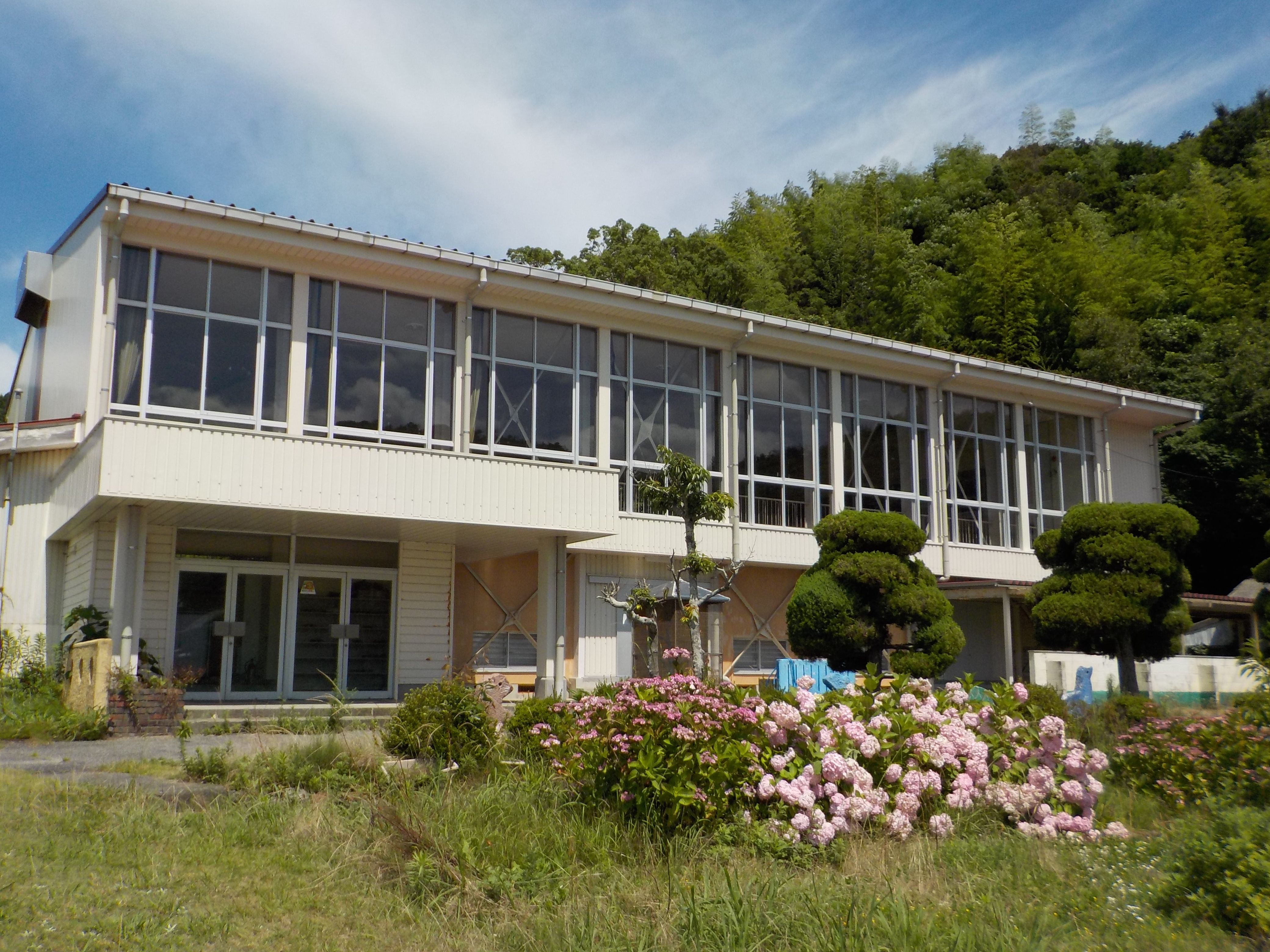 麻里府地域施設体育館