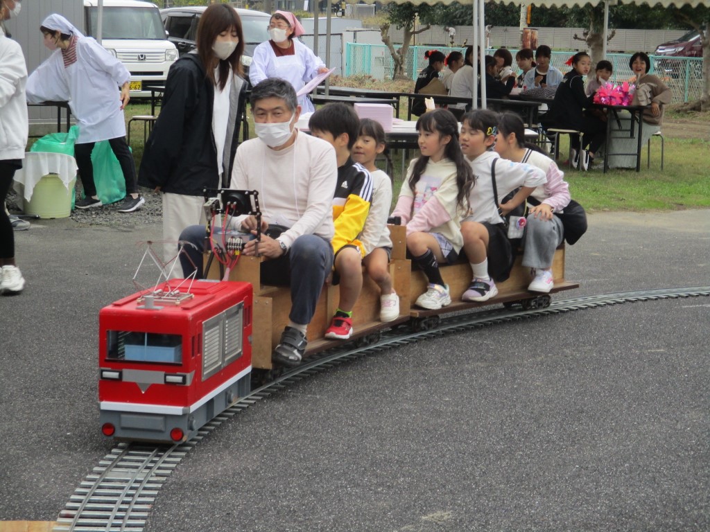 「庭園鉄道」の画像