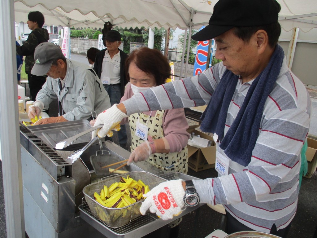 「さつま芋スティック販売」の画像