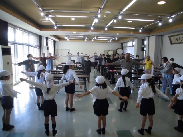 城南小2年生訪問の画像1