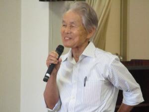 川柳教室講師の富田房成さん