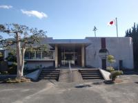 麻里府公民館外観