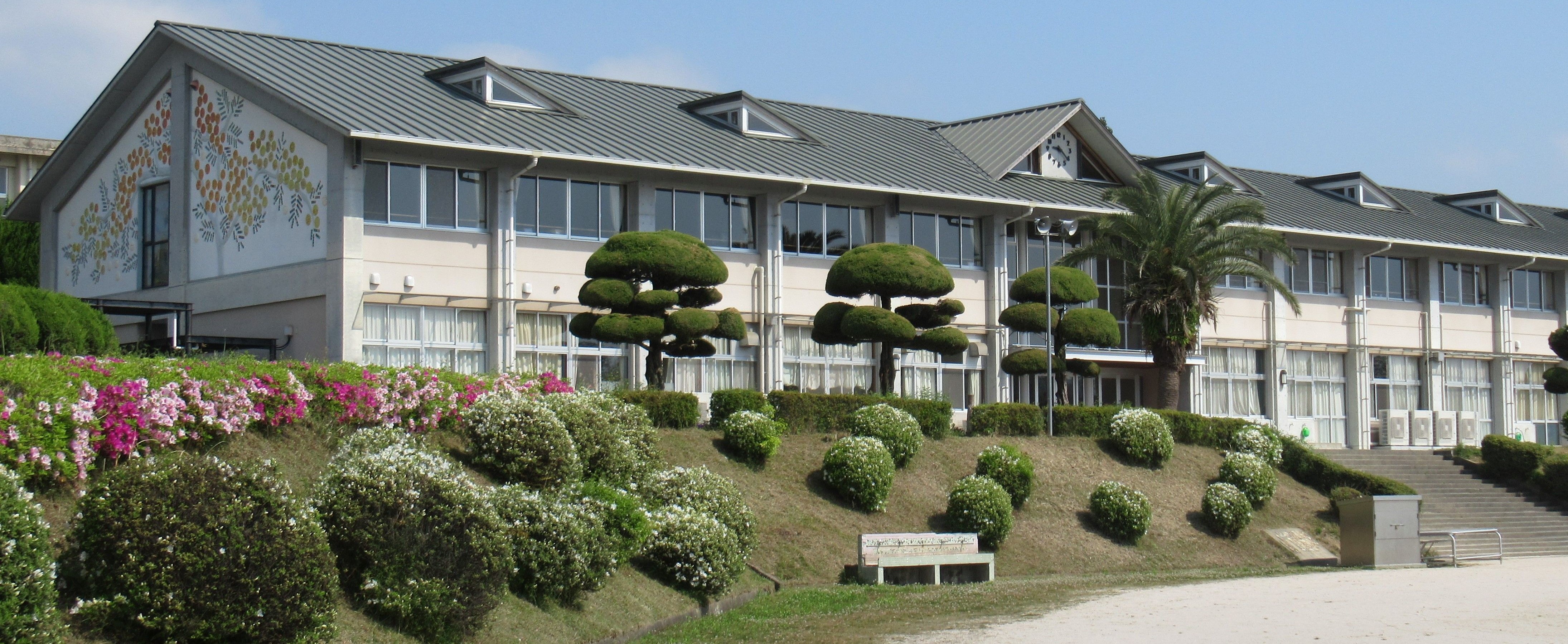 田布施西小学校のタイトル画像